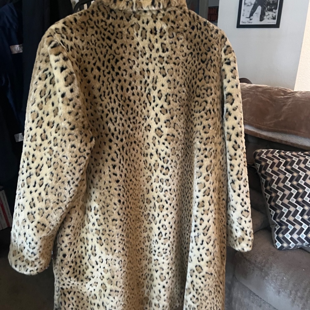 Leopard jacket - Picture 3 of 4